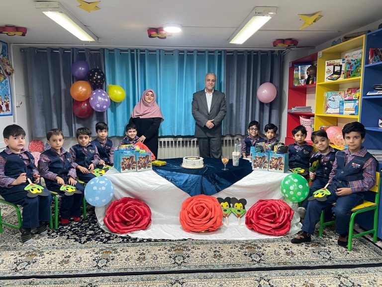 روز جهانی کودک در پیش دبستانی سلام ثامن